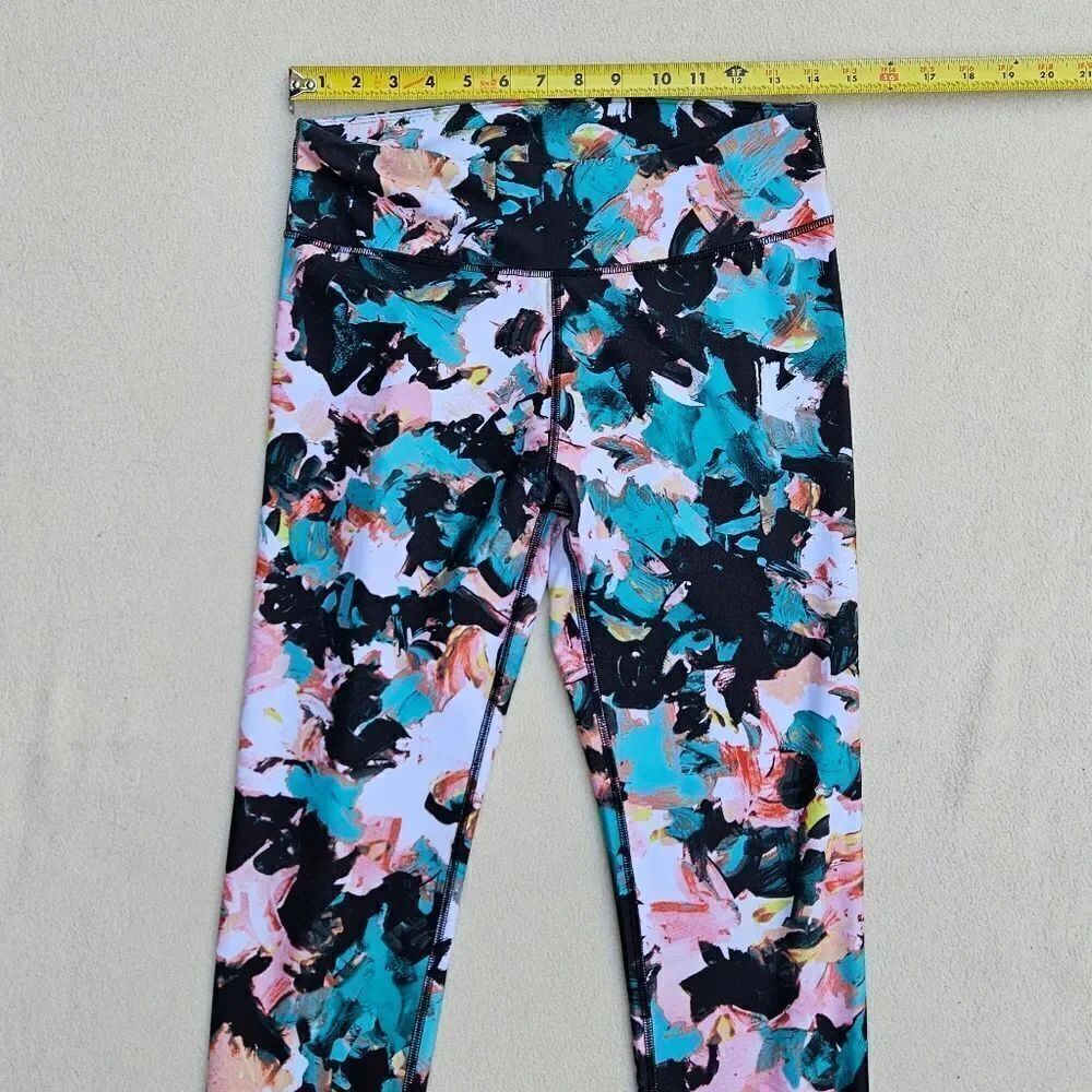 Fabletics Floral Mid Rise Capri Leggings - Picture 5 of 12